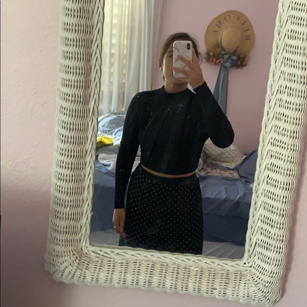boohoo black ribbed mock neck crop top